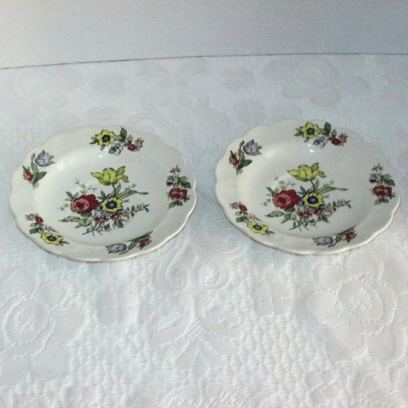 Ridgway OLD COUNTRY SPRAYS 2 Saucers Floral England Vintage Cottagecore - Picture 1 of 5